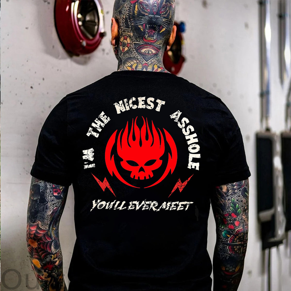I'M THE NICEST ASSHOLE Red Skull Graffiti Black Print T-shirt